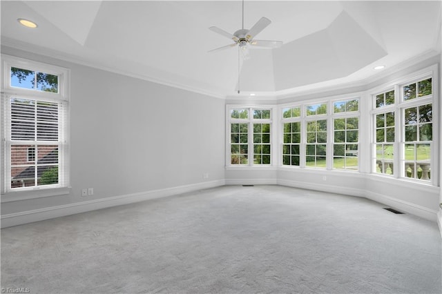 unfurnished sunroom with visible vents, vaulted ceiling, and a ceiling fan