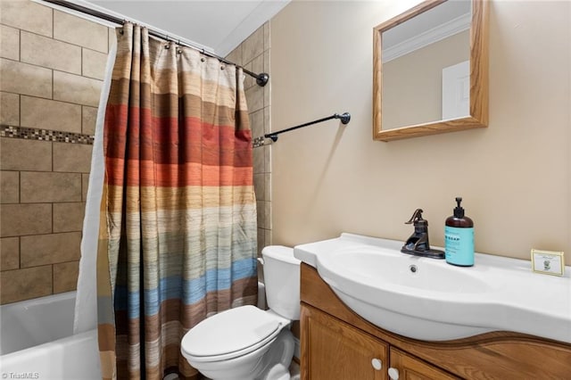 full bathroom featuring toilet, crown molding, shower / bath combo with shower curtain, and vanity