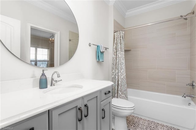 full bathroom featuring crown molding, shower / tub combo with curtain, vanity, and toilet