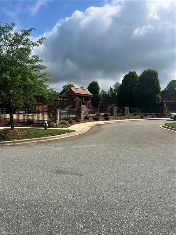 5206 Postbridge Dr, Greensboro, NC 27407