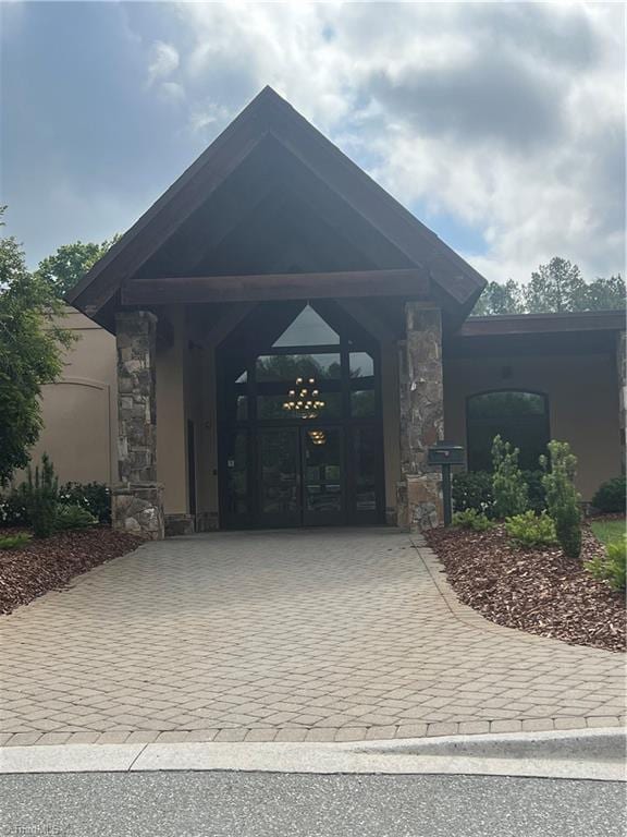 5206 Postbridge Dr, Greensboro, NC 27407