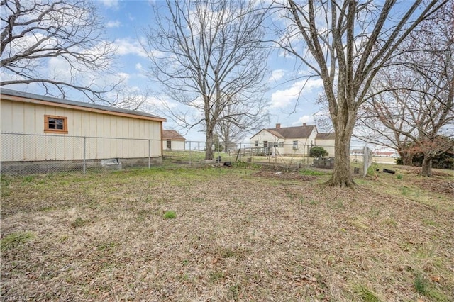 view of yard featuring fence