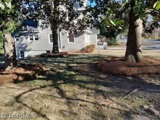 Listing photo 2 for 1302 W Market St, Greensboro NC 27403