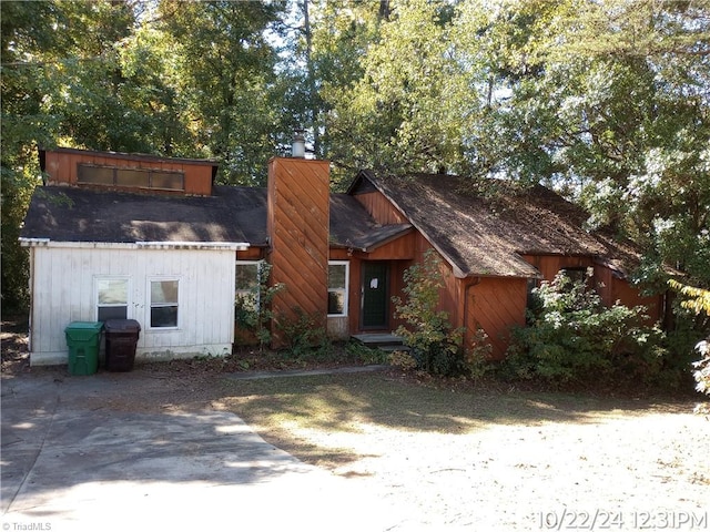 view of front of home