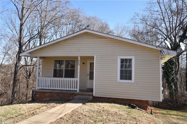 view of front of house with covered porch