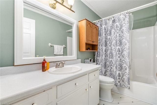 bathroom with shower / tub combo, toilet, vanity, and a textured ceiling