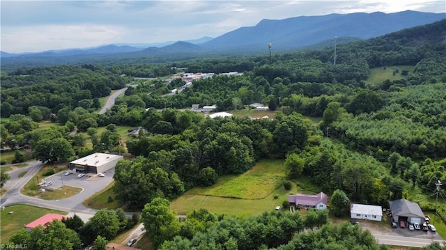 drone / aerial view with a mountain view