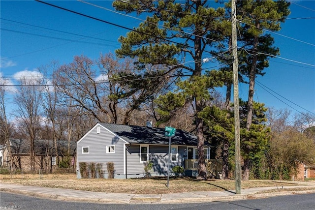 exterior space featuring crawl space