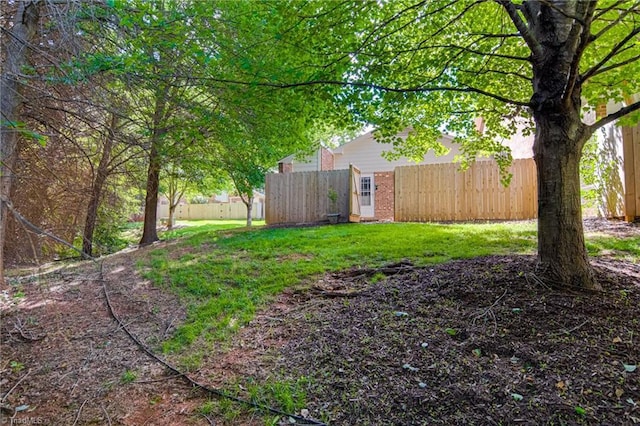 4814 Tower Rd, Greensboro, NC 27410 - view of yard