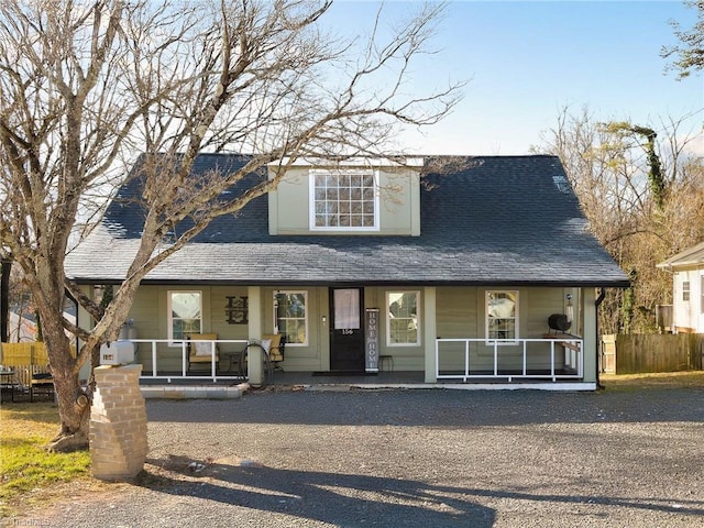 view of front of home featuring a porch