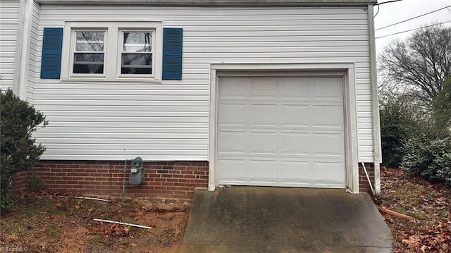 516 Hamilton St, Eden, NC 27288 - view of garage