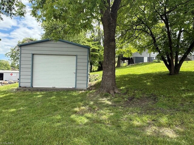 446 Durham St, Mount Airy, NC 27030 - garage with a storage unit
