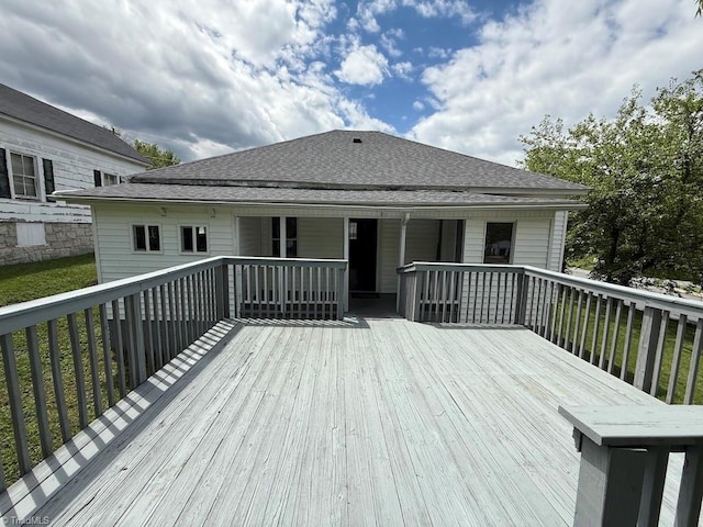 446 Durham St, Mount Airy, NC 27030 - view of wooden deck