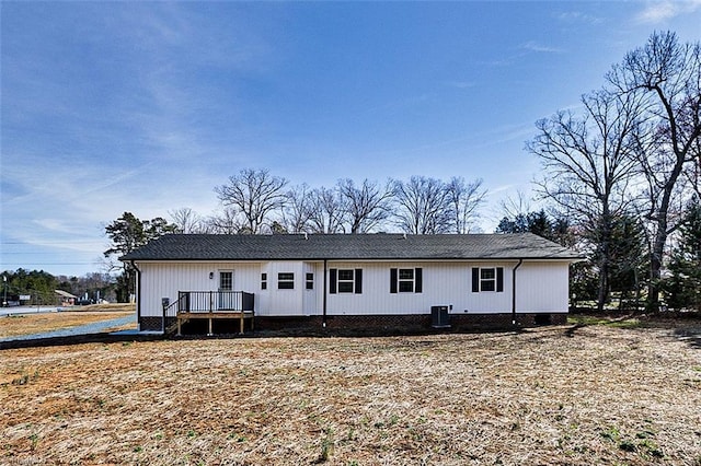 view of front of property featuring central AC