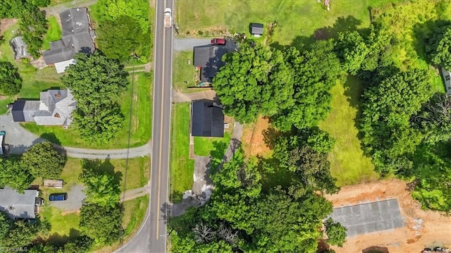 539 W Salisbury St, Denton, NC 27239 - drone / aerial view