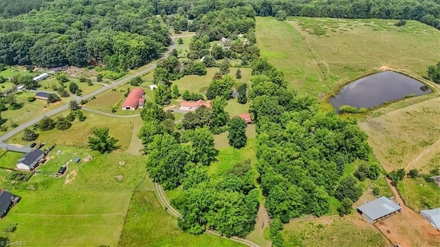 539 W Salisbury St, Denton, NC 27239 - bird's eye view of a large body of water