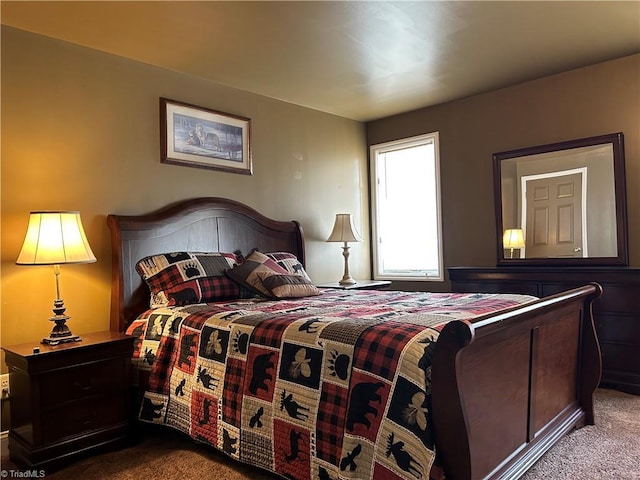bedroom with carpet flooring
