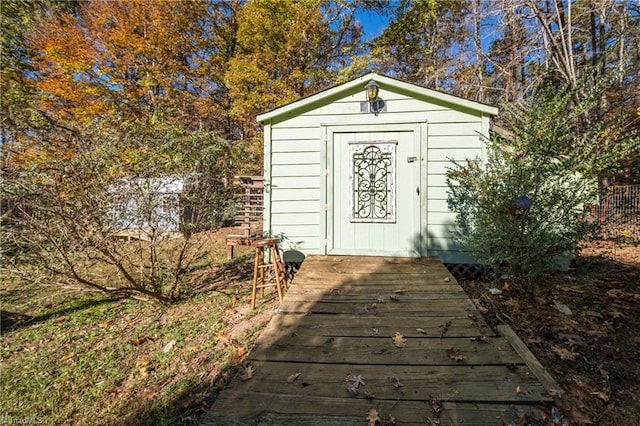 view of outbuilding