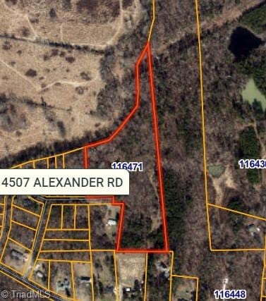 Listing photo 2 for 4507 Alexander Rd, Greensboro NC 27406