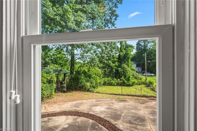 2075 Craig St, Winston-Salem, NC 27103 - view of doorway