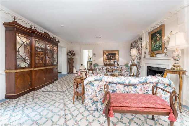 6 Curtis Ct, Thomasville, NC 27360 - carpeted living room featuring a fireplace