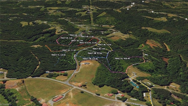 000 Jimmie Bullins Rd, Walnut Cove, NC 27052