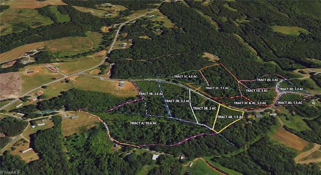 000 Jimmie Bullins Rd, Walnut Cove, NC 27052