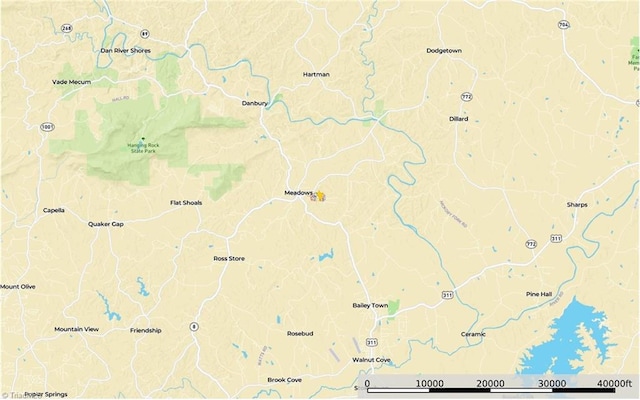 000 Jimmie Bullins Rd, Walnut Cove, NC 27052