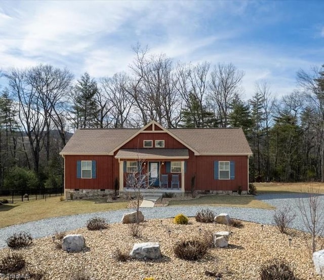 view of front of house with a porch