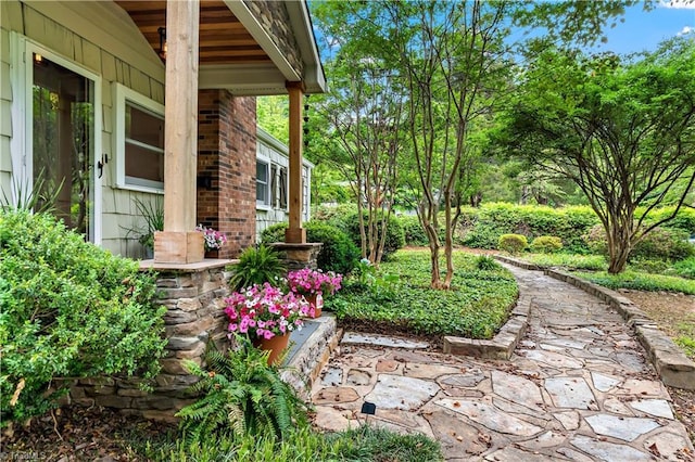 968 Avon Rd, Winston-Salem, NC 27104 - view of yard featuring covered porch
