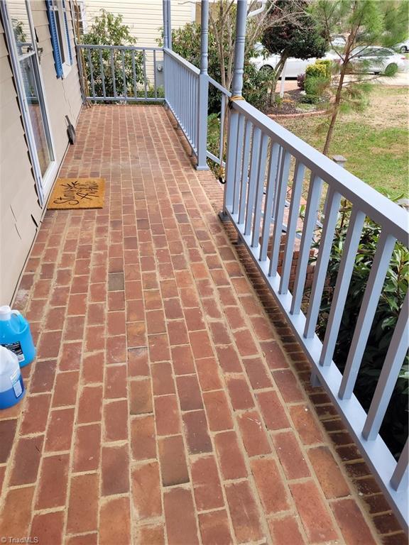 balcony with a porch