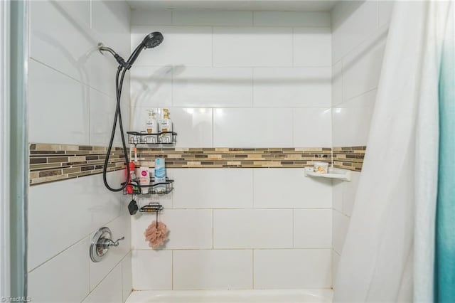 3121 Luther St, Winston-Salem, NC 27127 - bathroom view of shower / tub combo