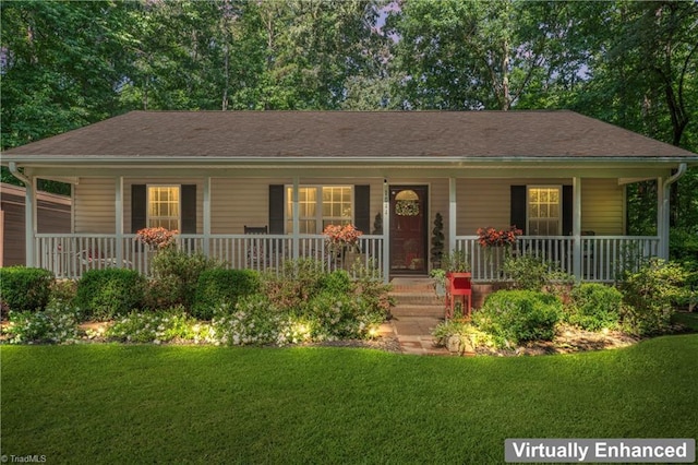 1044 Riverwood Rd, Lexington, NC 27292 - ranch-style home with covered porch, a front lawn, and a shingled roof