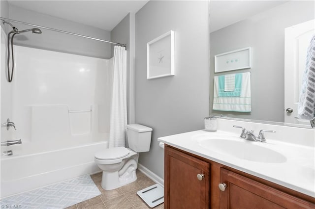 full bathroom with toilet, baseboard heating, shower / bath combo, and vanity