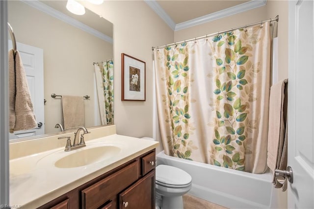 full bath with shower / tub combo with curtain, toilet, vanity, and ornamental molding