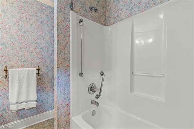 440 Marshall View Ct, Winston-Salem, NC 27101 - full bath with wallpapered walls and shower / bathtub combination