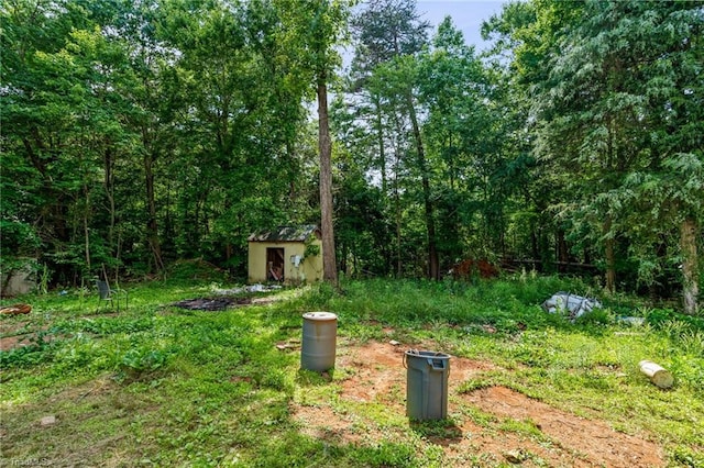 4812 Country Meadows Dr, Julian, NC 27283 - view of yard