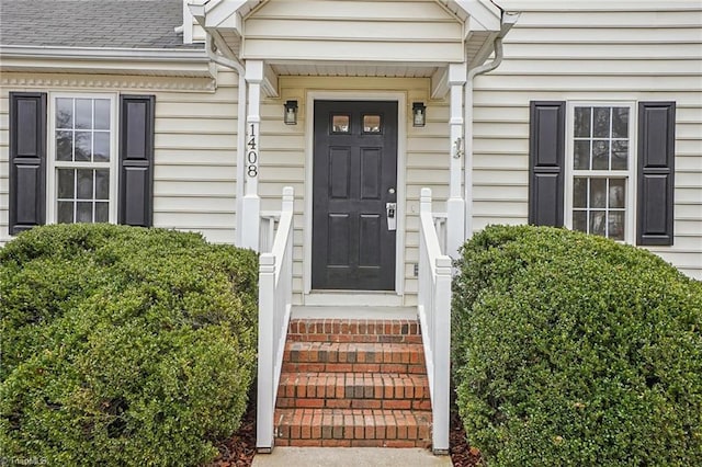 view of property entrance