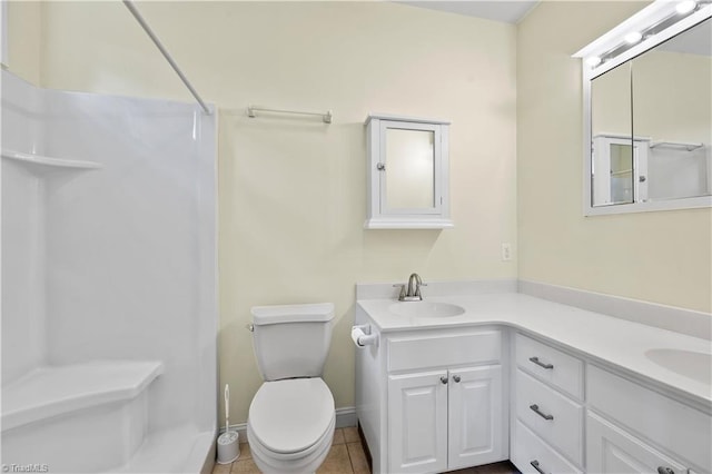833 E Country Club Rd, Mount Airy, NC 27030 - bathroom featuring toilet, a shower, and double vanity