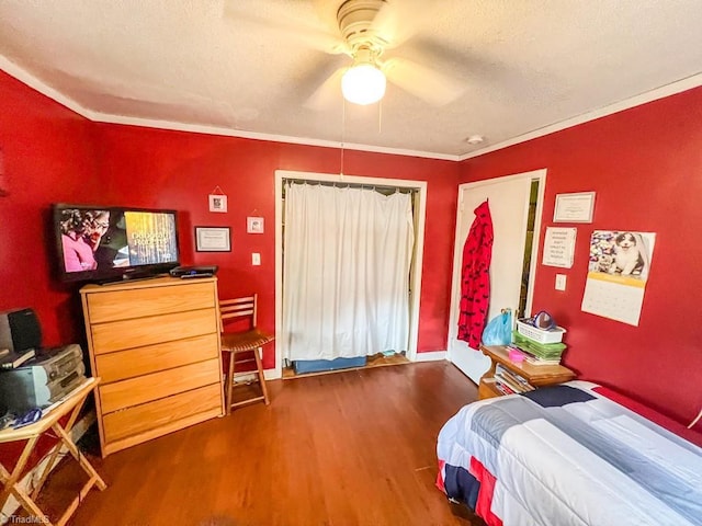 2778 Reynolds Park Rd, Winston-Salem, NC 27107 - bedroom with a textured ceiling, wood finished floors, ceiling fan, and crown molding