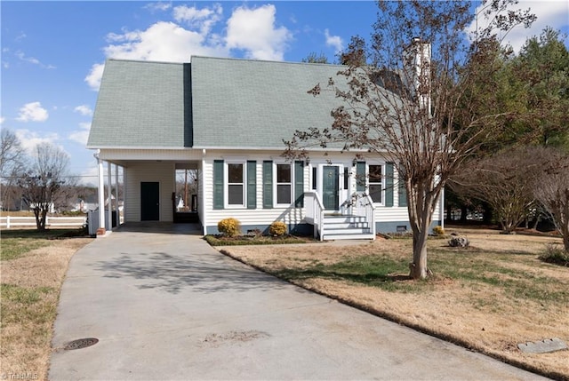 view of front of house featuring a carport