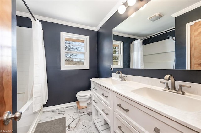 full bathroom with toilet, vanity, shower / tub combo with curtain, and crown molding