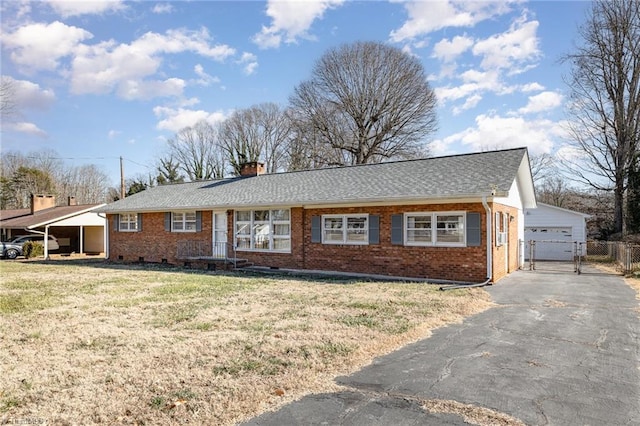 ranch-style home with a front yard