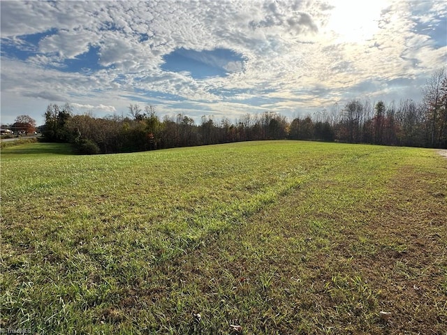 000 Sparger Rd, Mount Airy, NC 27030