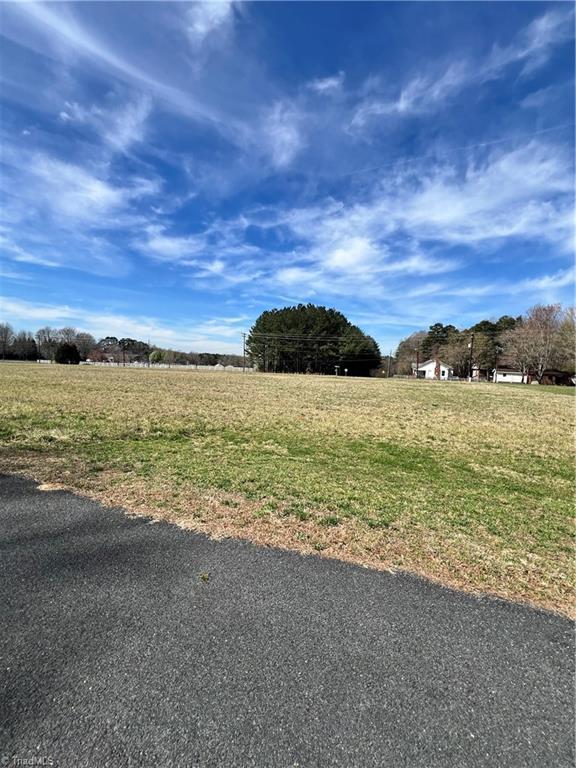 Listing photo 2 for 0 Eagle Dr, Salisbury NC 28144