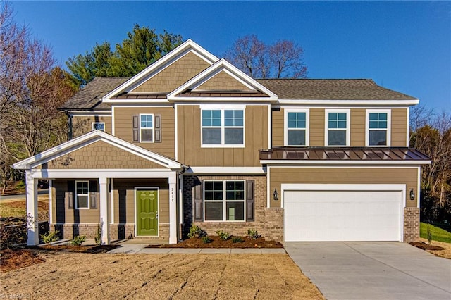 craftsman house featuring a garage