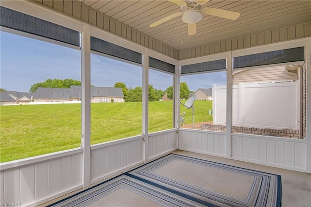 241 Collingswood Dr, Winston-Salem, NC 27127 - unfurnished sunroom featuring ceiling fan
