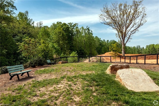 1416 Prospect Hill St, Kernersville, NC 27284 - view of yard