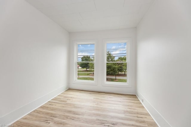 1524 E 14th St, Winston-Salem, NC 27105 - empty room with light wood-type flooring and baseboards