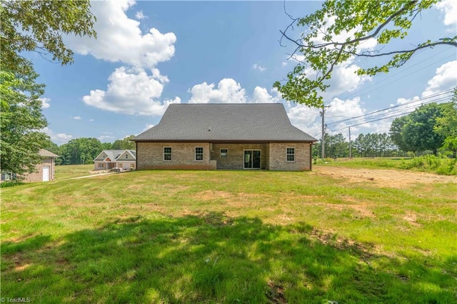 115 Corbin Ln, Lexington, NC 27295 - back of property with a yard